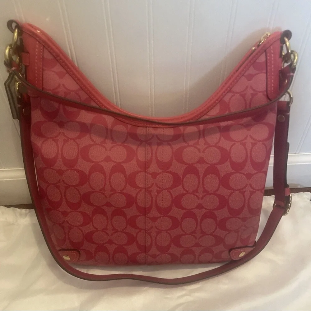 NWT Coach 13193 Heritage Stripe Signature Convertible Magenta Canvas Hobo Bag - Picture 4 of 9